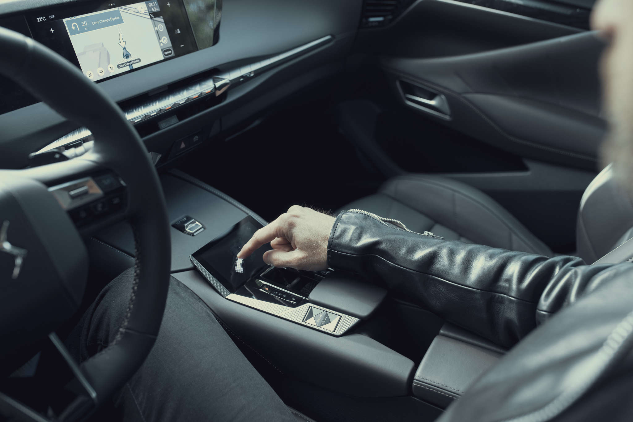 EIN VOLL VERNETZTES NAVIGATIONSERLEBNIS